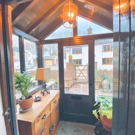 Проживание в семье Swallow Barn Пенрит